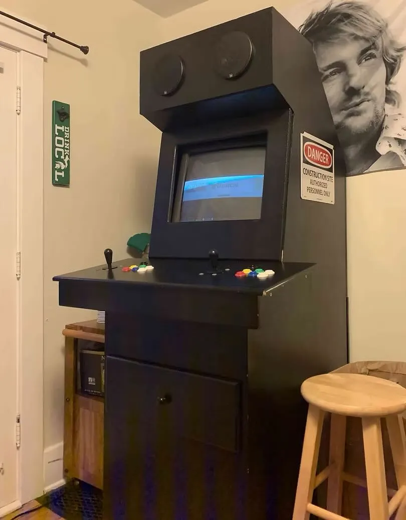The D-Cade arcade cabinet